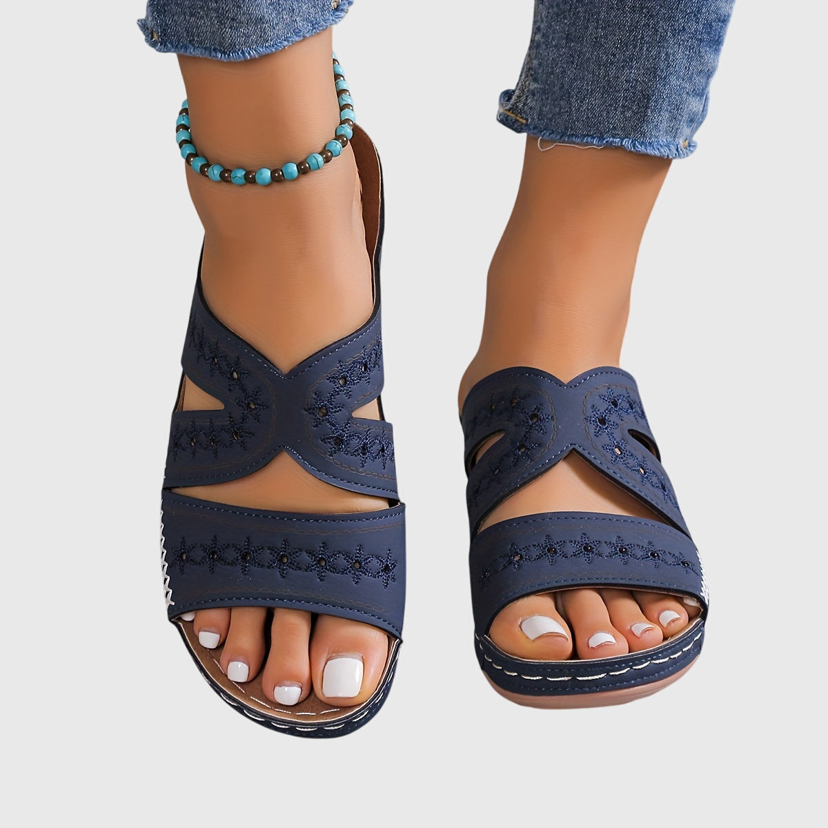 Noëlle™ Lightweight Orthopaedic Sandal