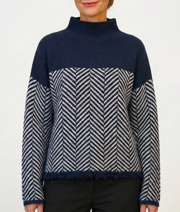 Julie - Structured Comfort for Cold Days