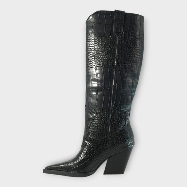 Crocodile Pattern Shoes with Elegant Heel