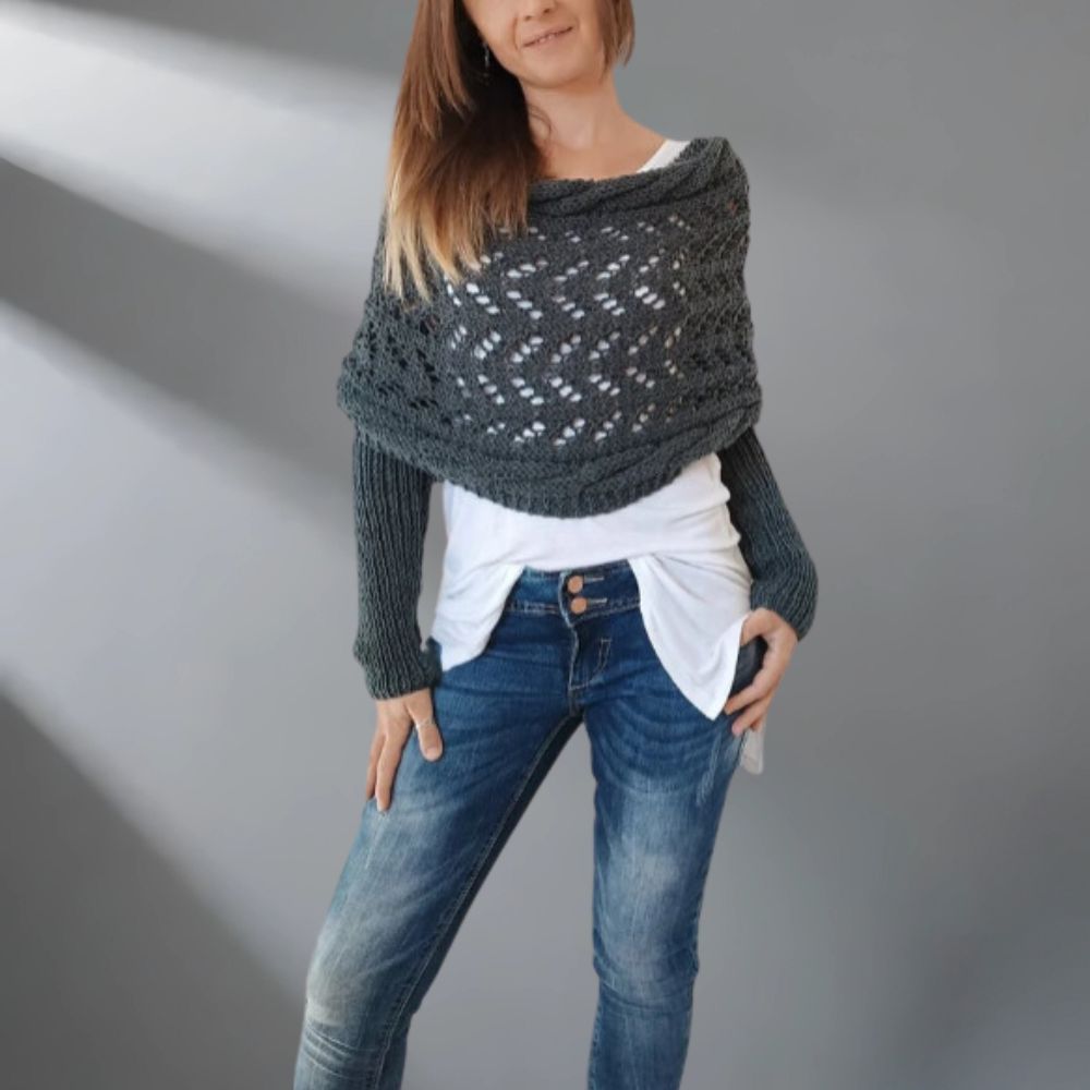 Celeste™ - Elegant Knitted Scarf
