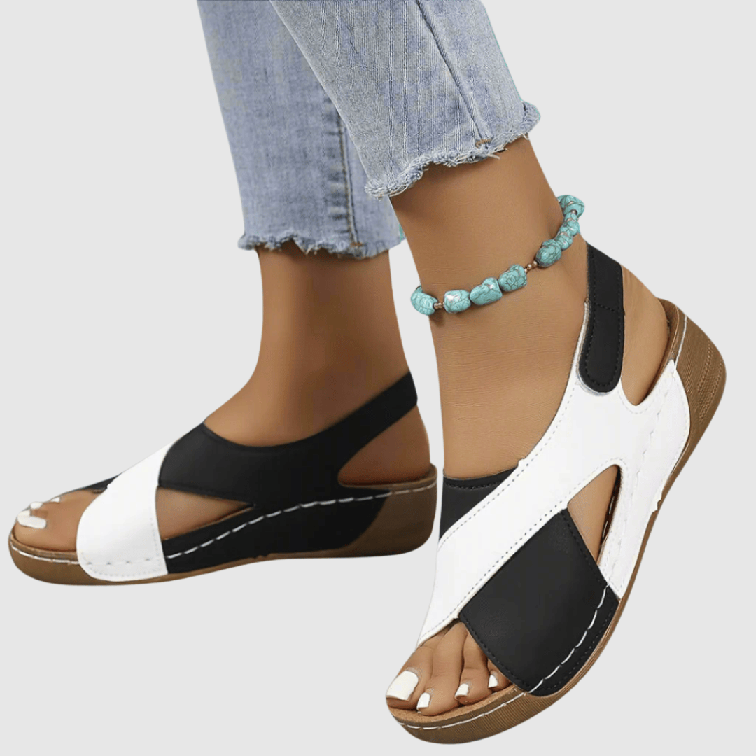 Hildegard - Bicoloured Leather Sandals