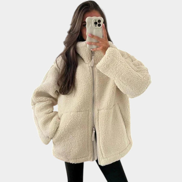 Petra – women's oversized teddy coat with a zipper